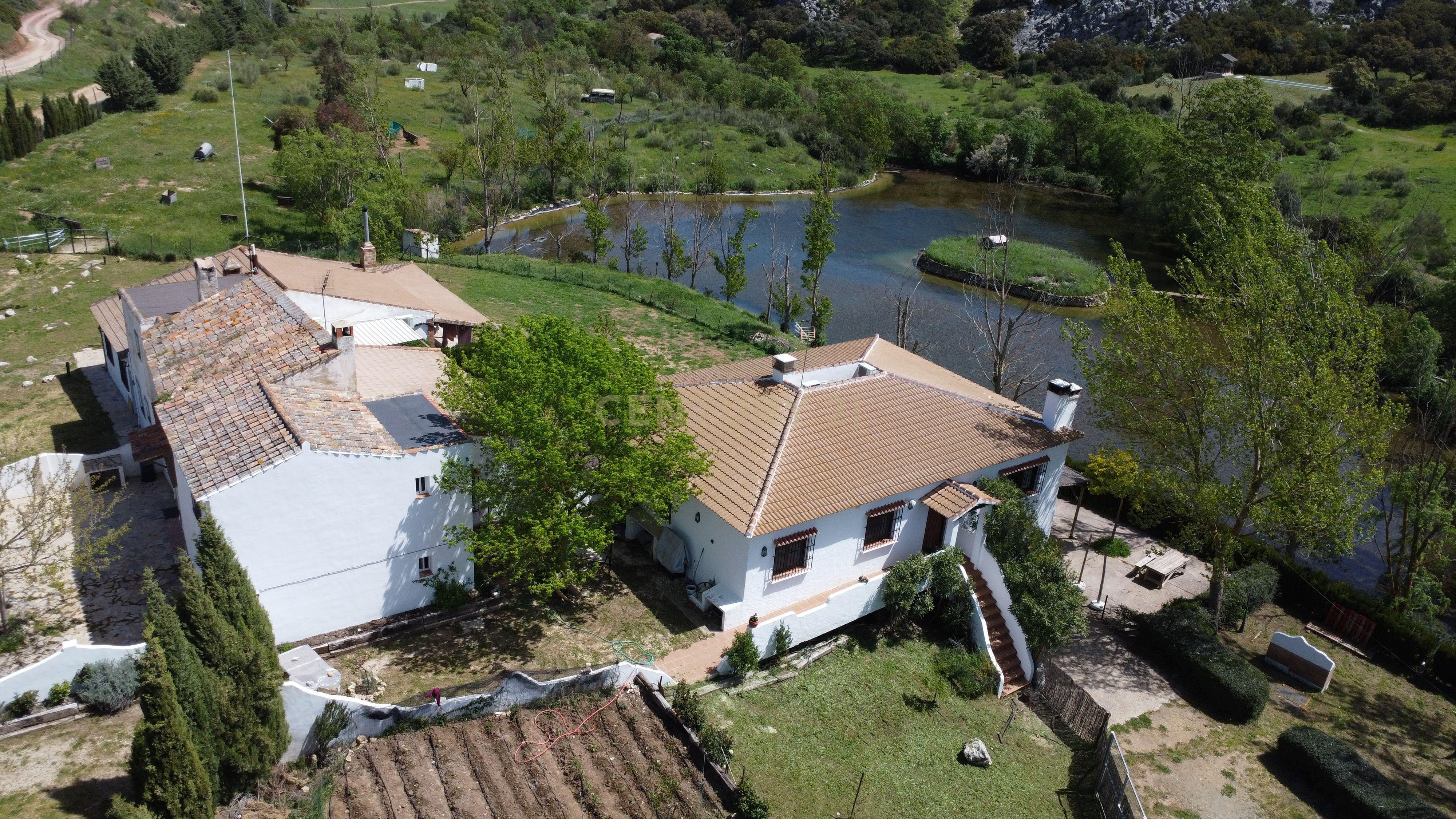 VENDA DE PROPRIEDADE RÚSTICA EM ANTEQUERA COM EXPLORAÇÃO DE AGROTURISMO - Image 24