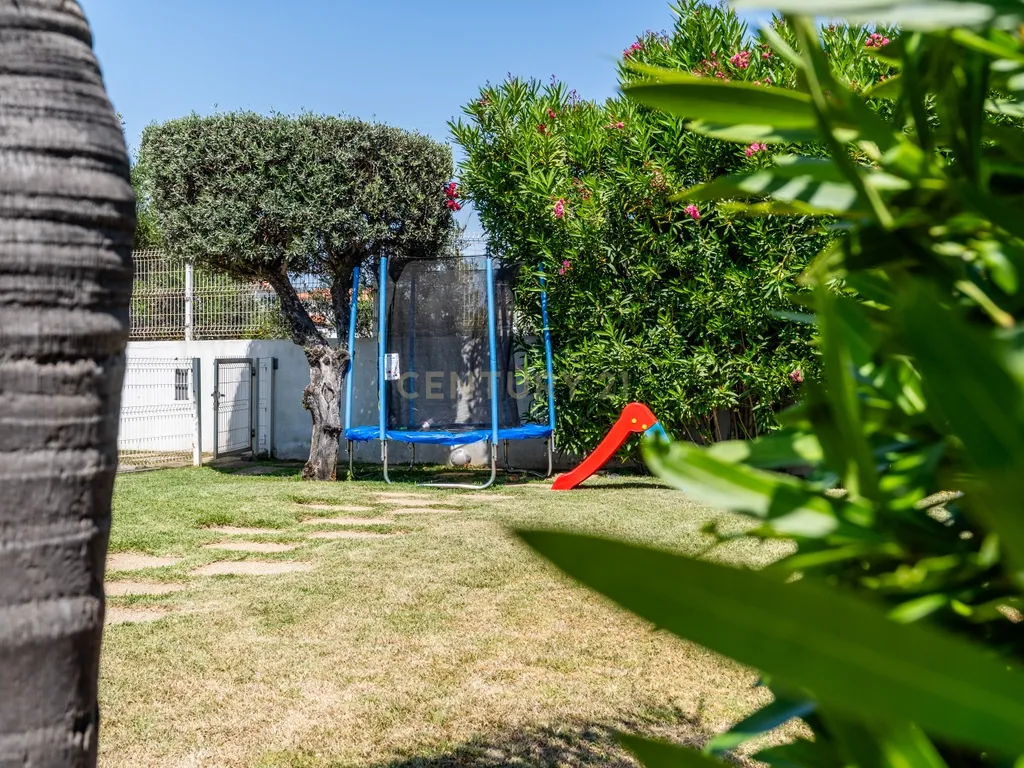 Moradia T3, com piscina, inserida num Condomínio Familiar – Ferreiras, Albufeira - Image 28