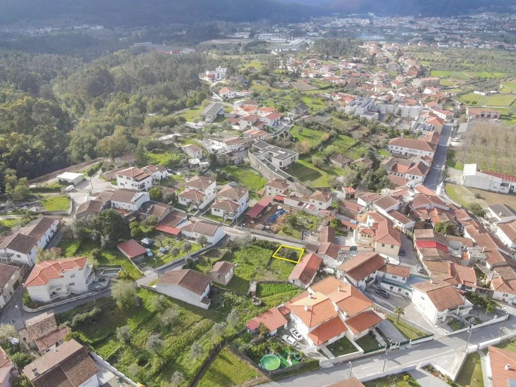 Casa em Ruínas em Miranda do Corvo - Image 2