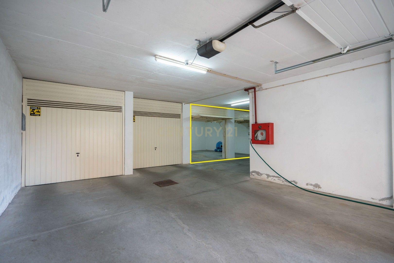 Fotografia 4 de Garagem fechada para dois carros no centro da Figueira da Foz