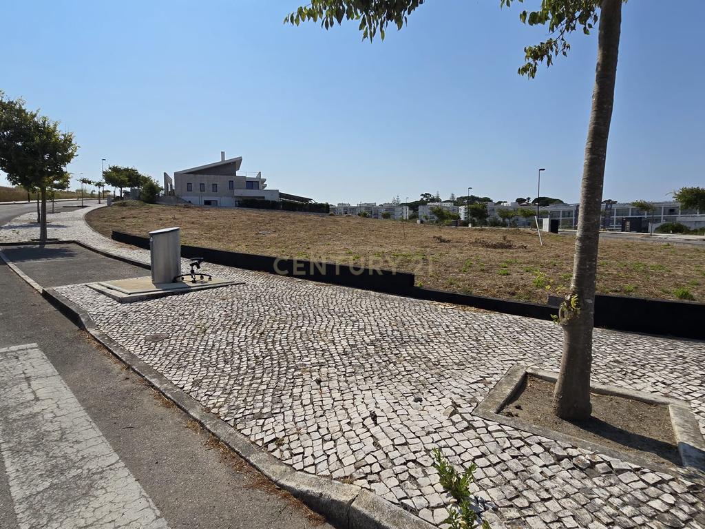710 m² de Exclusividade num Novo Condomínio na Aldeia dos Capuchos. - Image 33