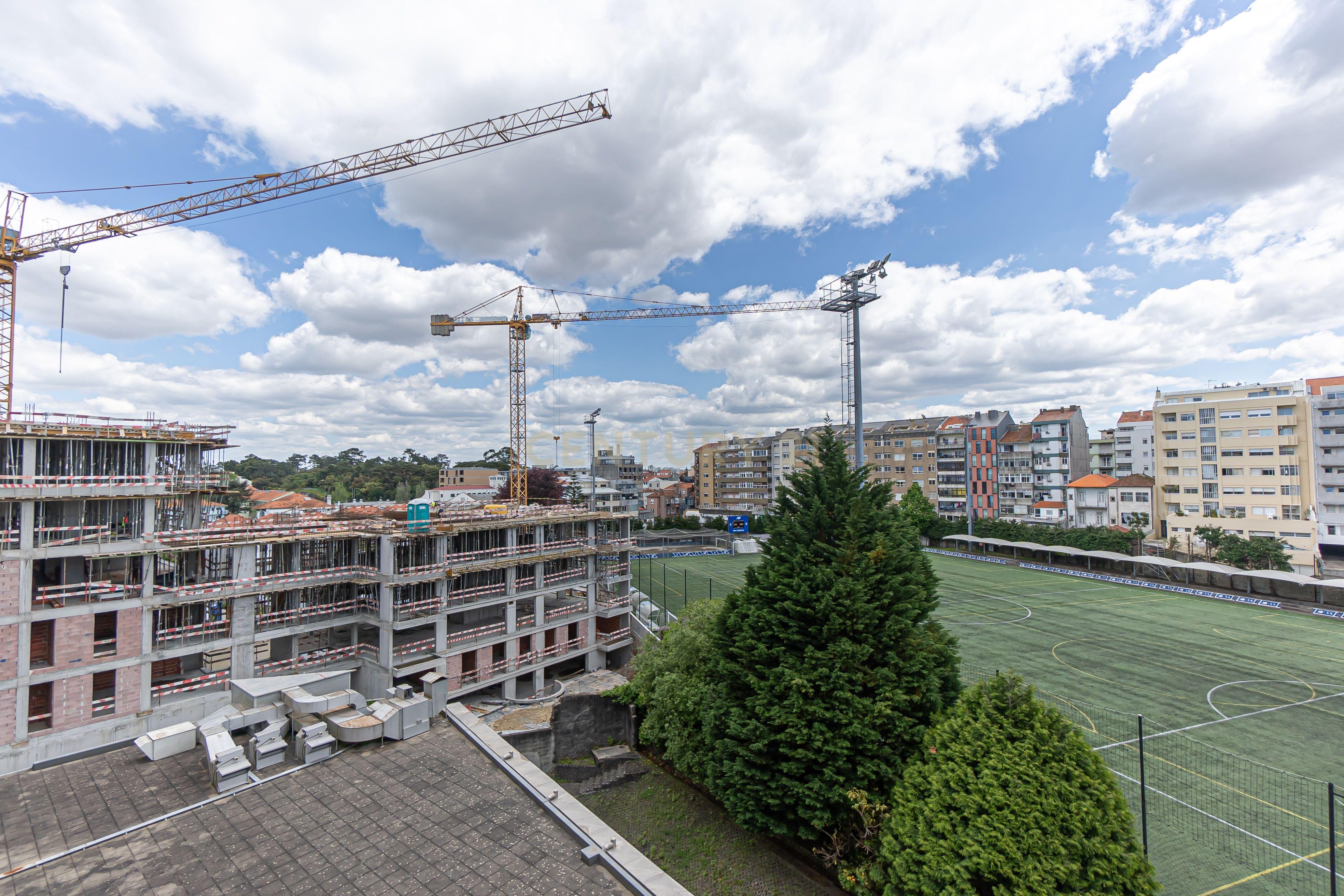 Apartamento T1 com garagem e varanda à Venda – Constituição | Porto Junto ao Vitalis Park (Centro de Treinos FCP) - Image 20