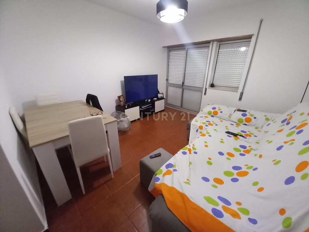 Apartamento T2 Centro de Castelo Branco - Image 12