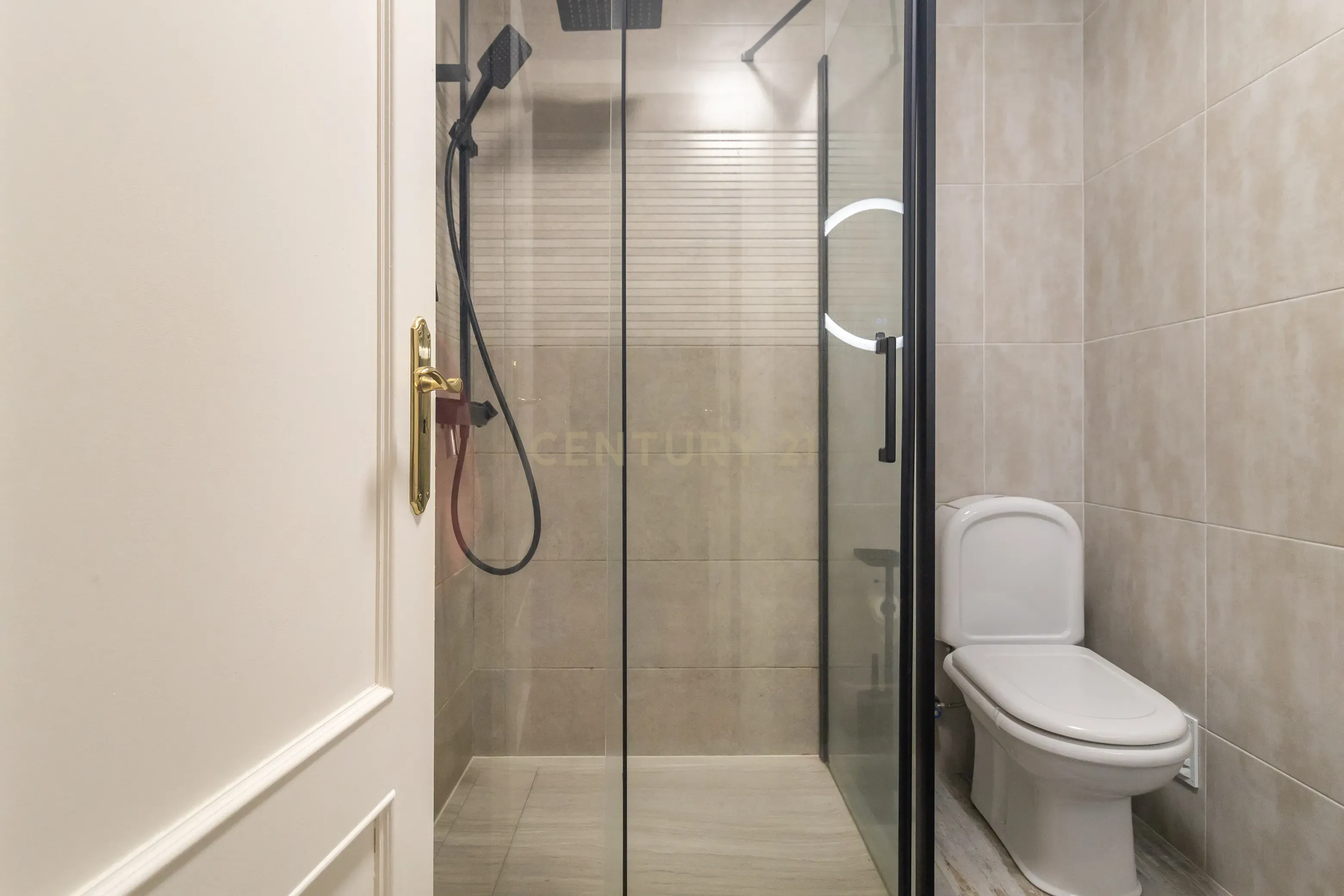 Apartamento T3 nas Colinas da Arrábida - Image 24