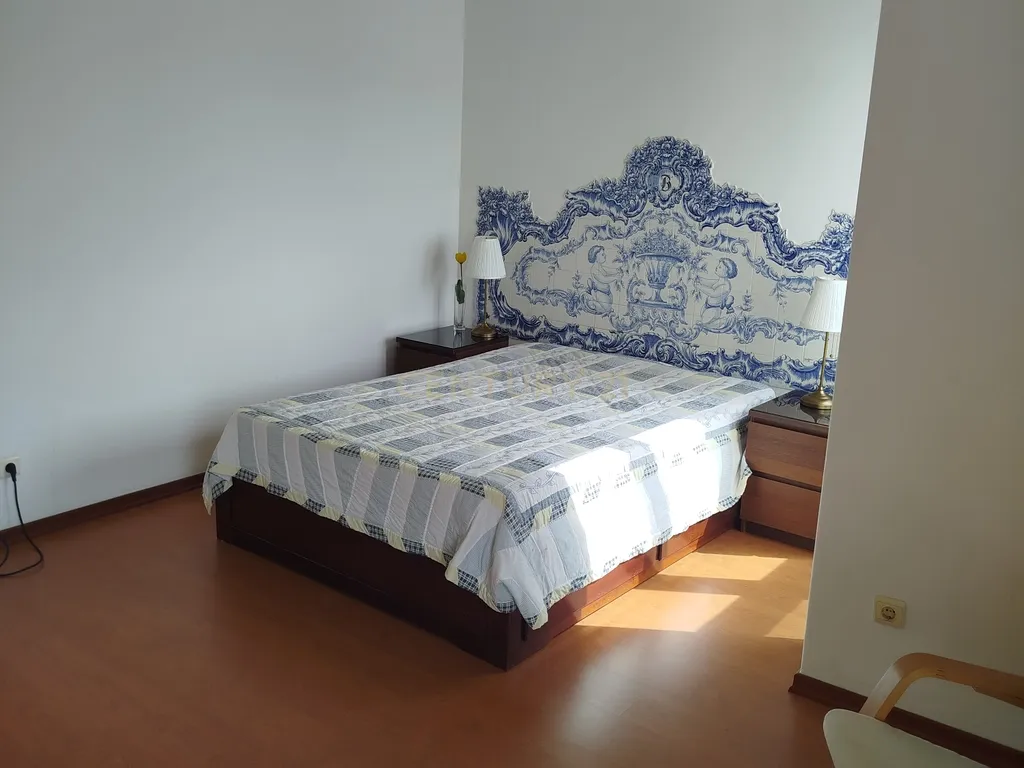 Apartamento T2 Mobilado com Vista Mar e parqueamento 1 carro - Image 18