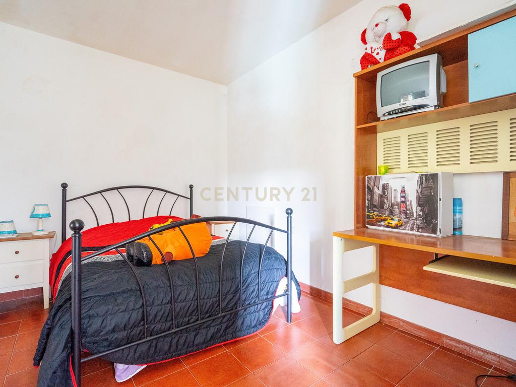 Moradia T2 - Localização tranquila - Image 32