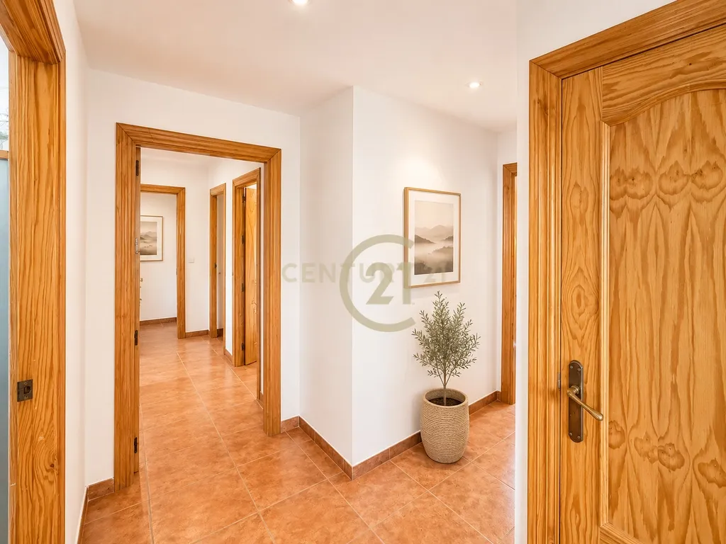 Luxuosa Moradia com Vista Panorâmica em Málaga, Andalucía - Image 34