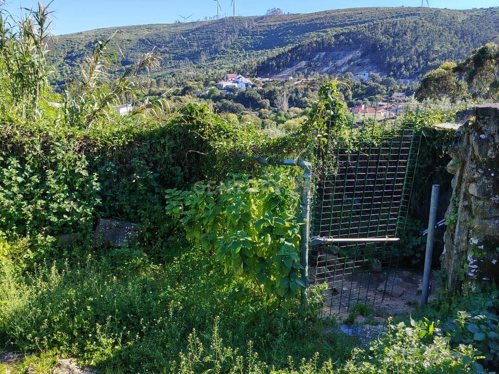 Terreno para construção com 706m² - Image 11