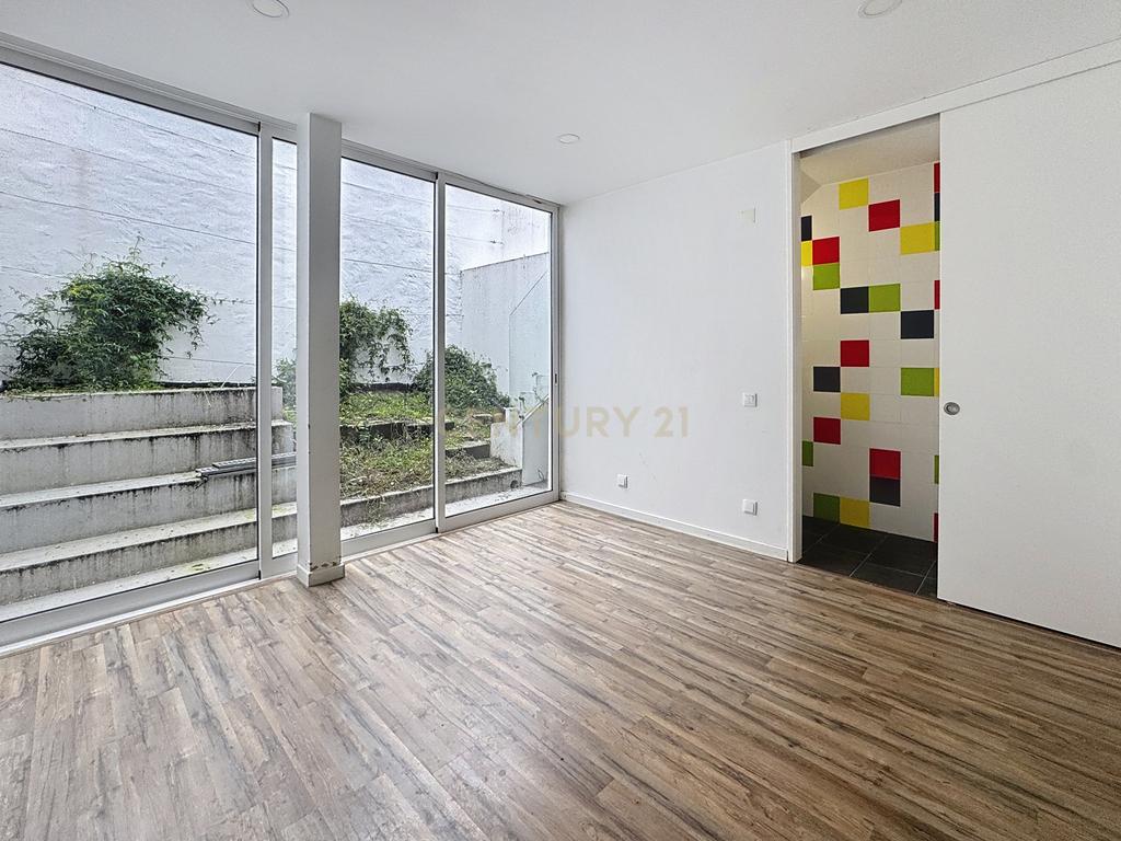 Loja Comercial em Zona Central de Alcobaça – 50 m² - Image 6