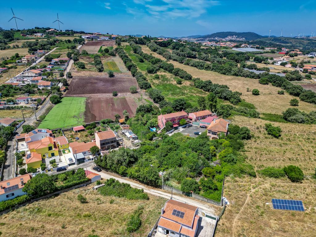 Terreno à Venda em Vale de Almornos – 1.000 m² de Natureza, Potencial e Tranquilidade! - Image 8