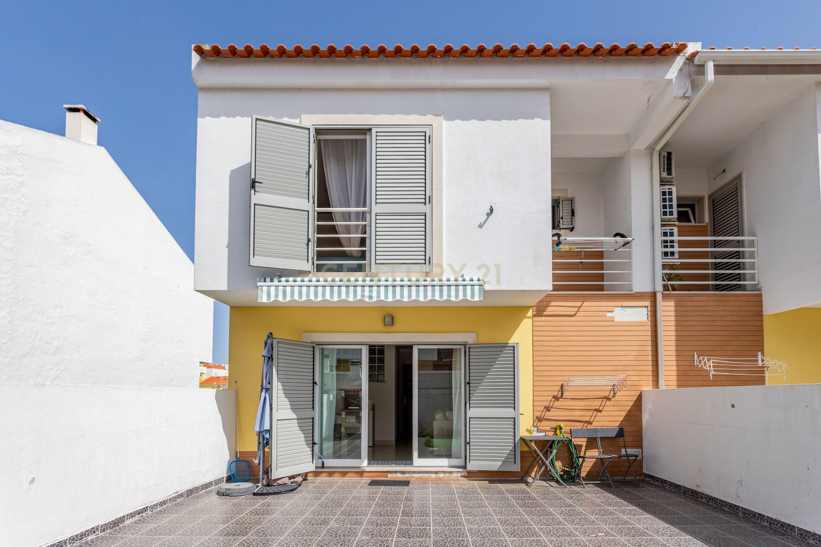 Moradia T3 em Palmela com Vista Panorâmica - Image 19