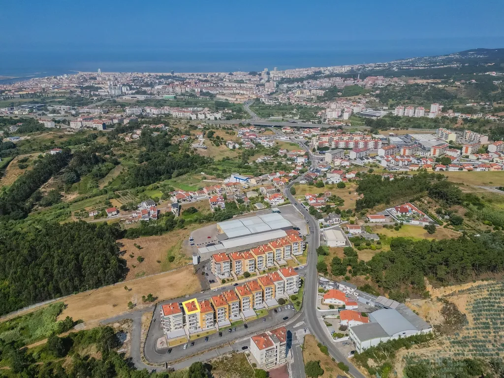 Apartamento T3 como novo, garagem privada, Chã, Tavarede, Figueira da Foz - Image 3