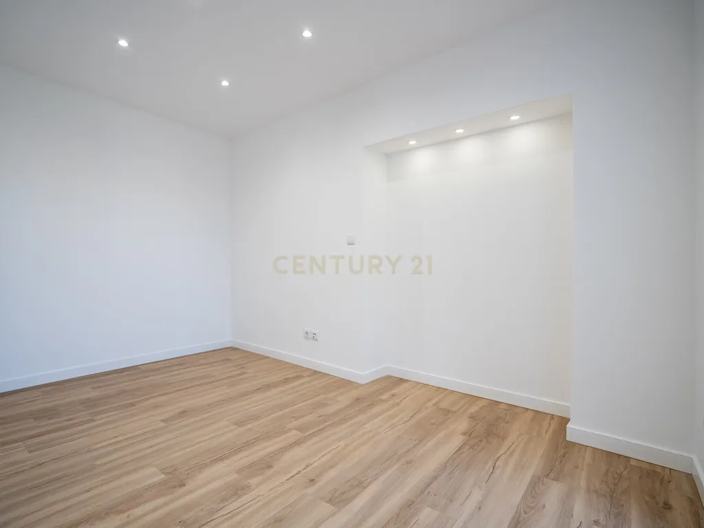 Apartamento T2, Rua do Mato Grosso, Santa Engrácia, São Vicente - Image 6