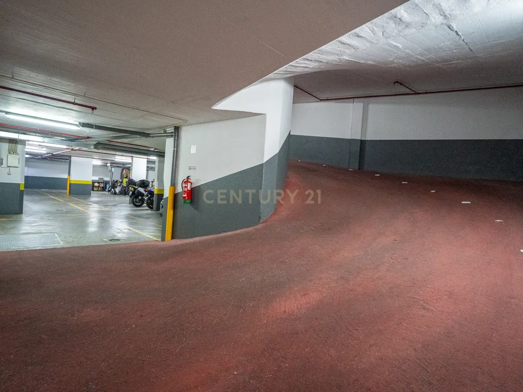 Apartamento T3 na Quinta do Património, em Sacavém. - Image 43