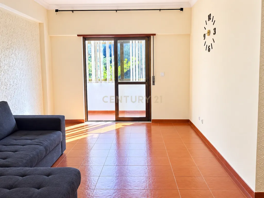 Apartamento T2 à venda na Agualva-Cacém - Image 2