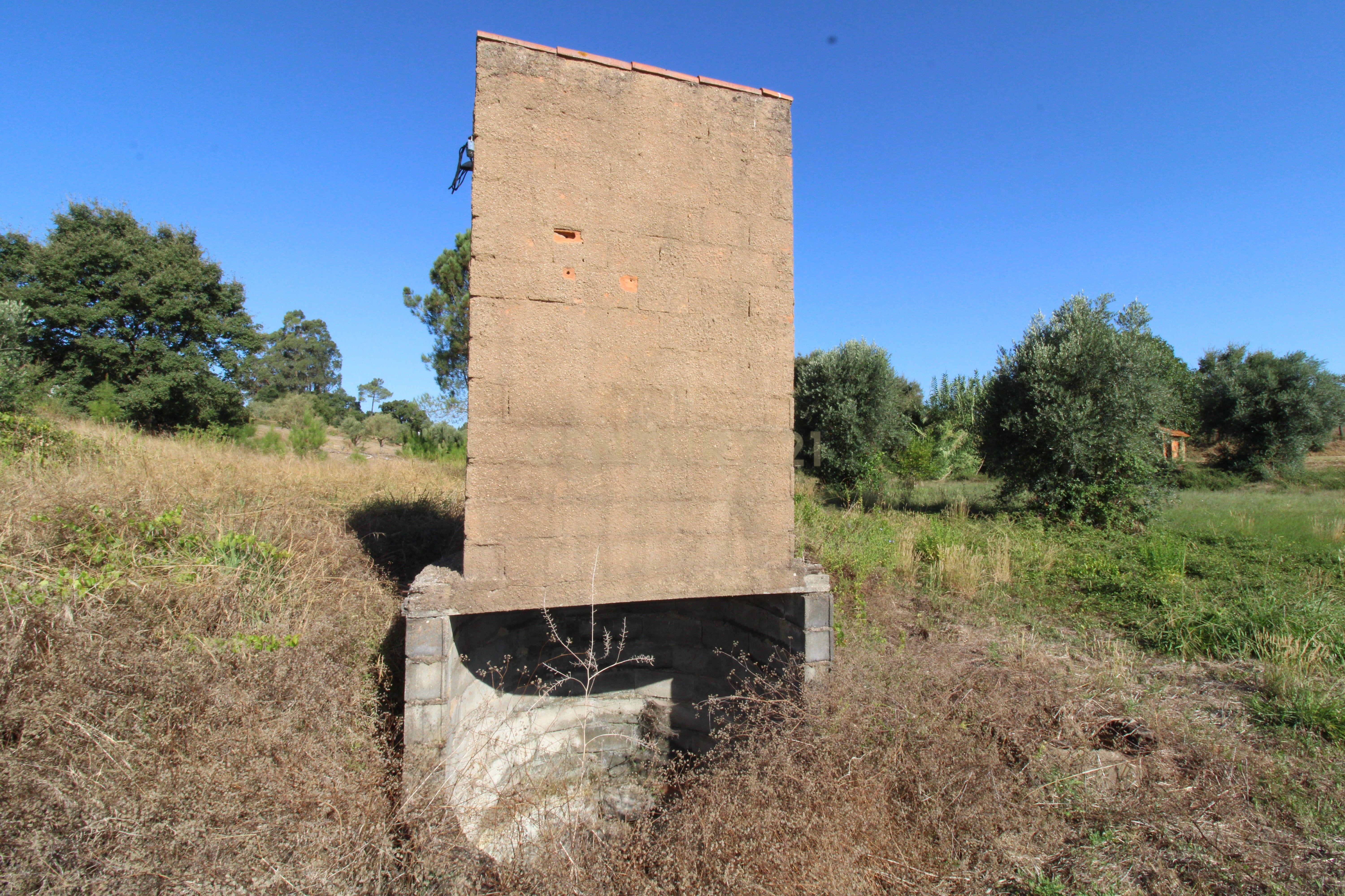 2 Terrenos Rústicos c/poço de água próximo da Cidade de Tomar - Image 11