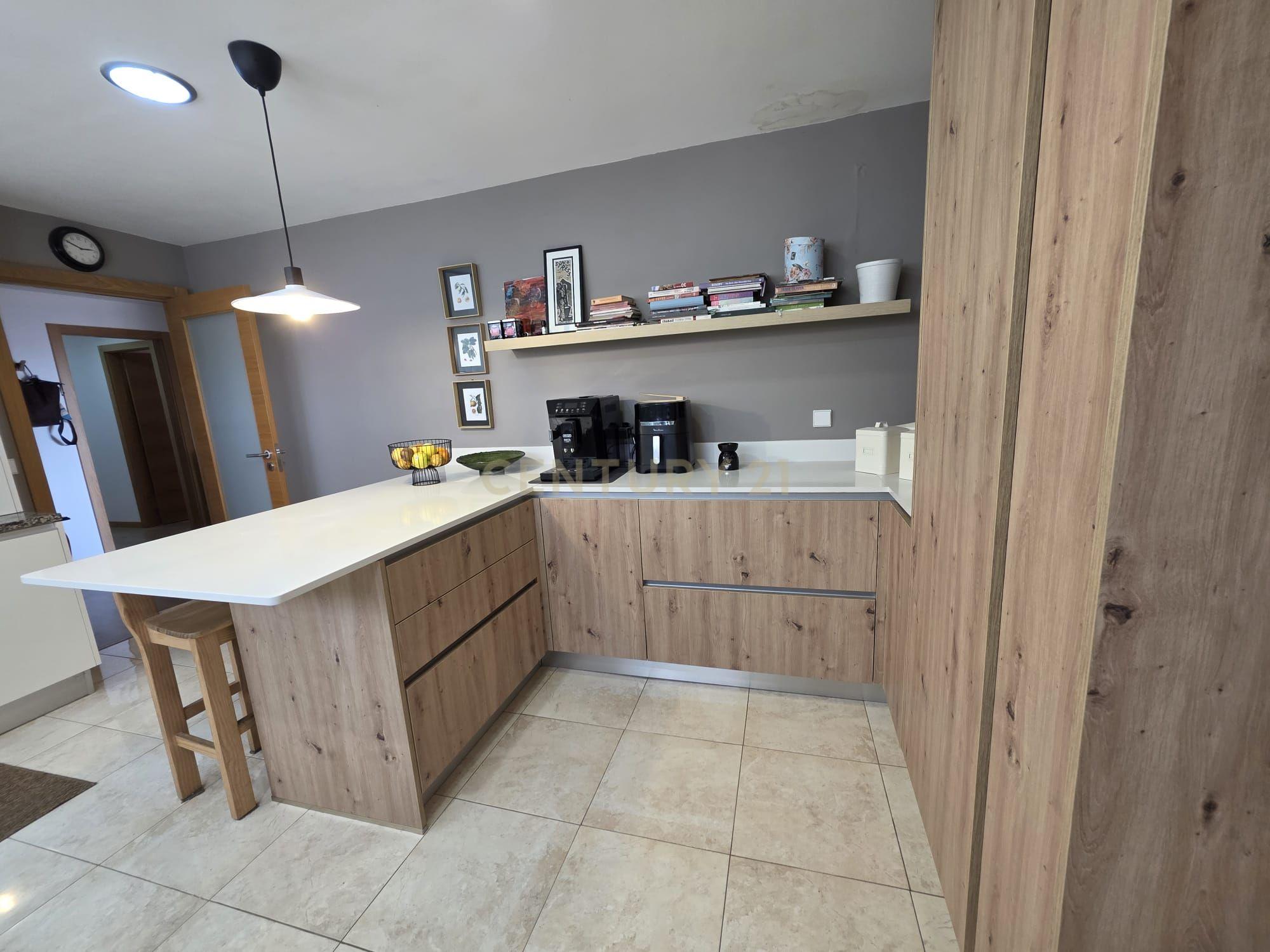 Apartamento T4 à venda em Bonfim, Porto — foto 4