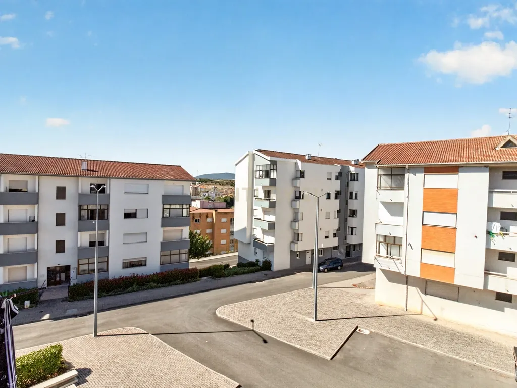 Apartamento T3 em Bragança - Image 20