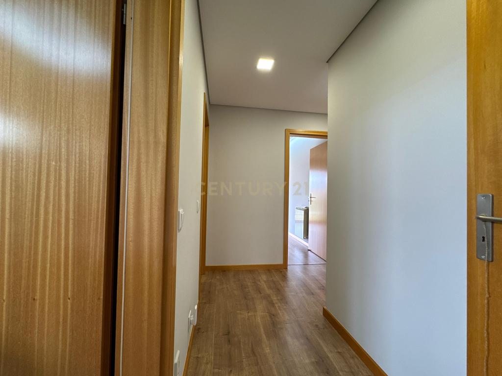 Apartamento T3 em Canedo  - Image 12