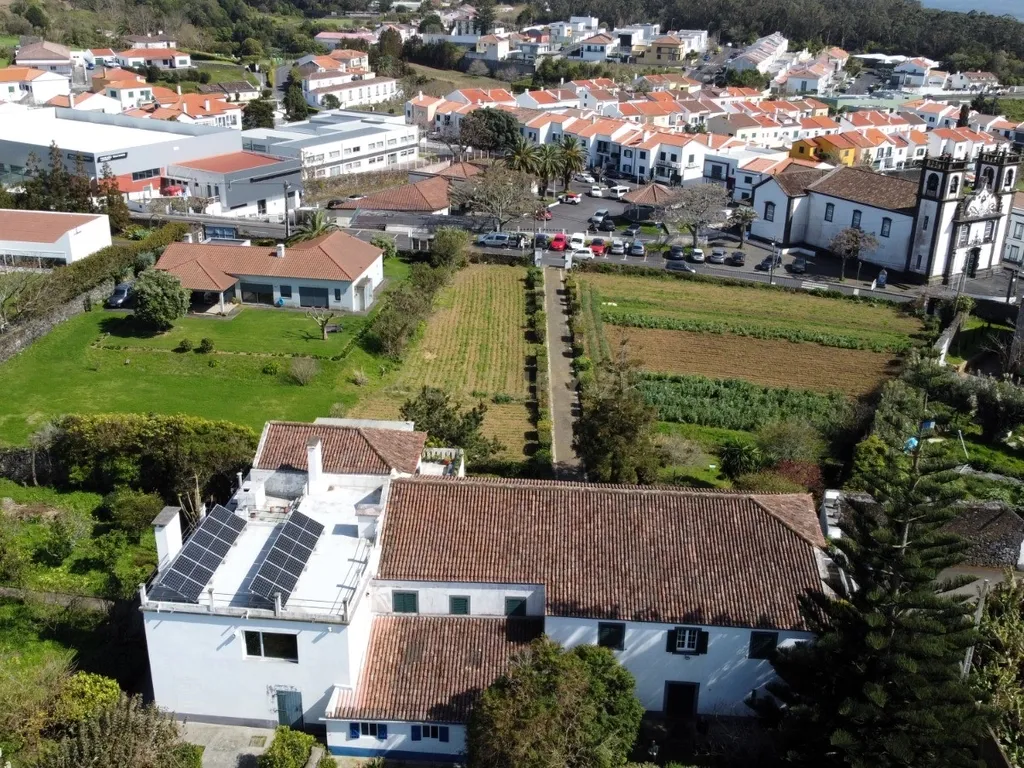 Solar Nobre do Século XVII com Potencial de Desenvolvimento – Livramento, Ponta Delgada, Açores - Image 24