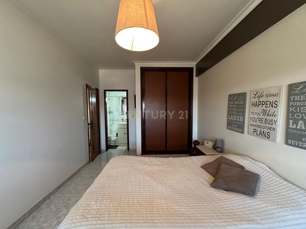 Apartamento T3 no Seixal - Image 8