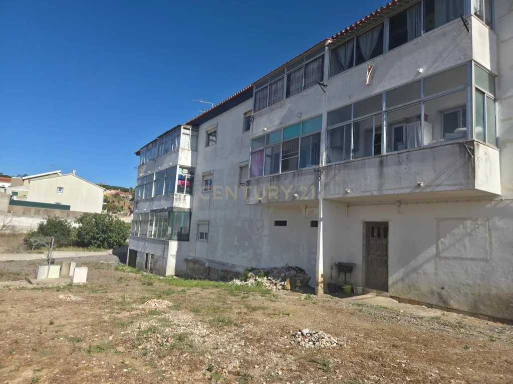 Apartamento T2 Sabugo (Almargem do Bispo) - Encontra-se arrendado a casal jovem com Contrato de Arrendamento a termo certo (Inicio:Novembro 2022) com renda mensal de 522,24€. - Image 10