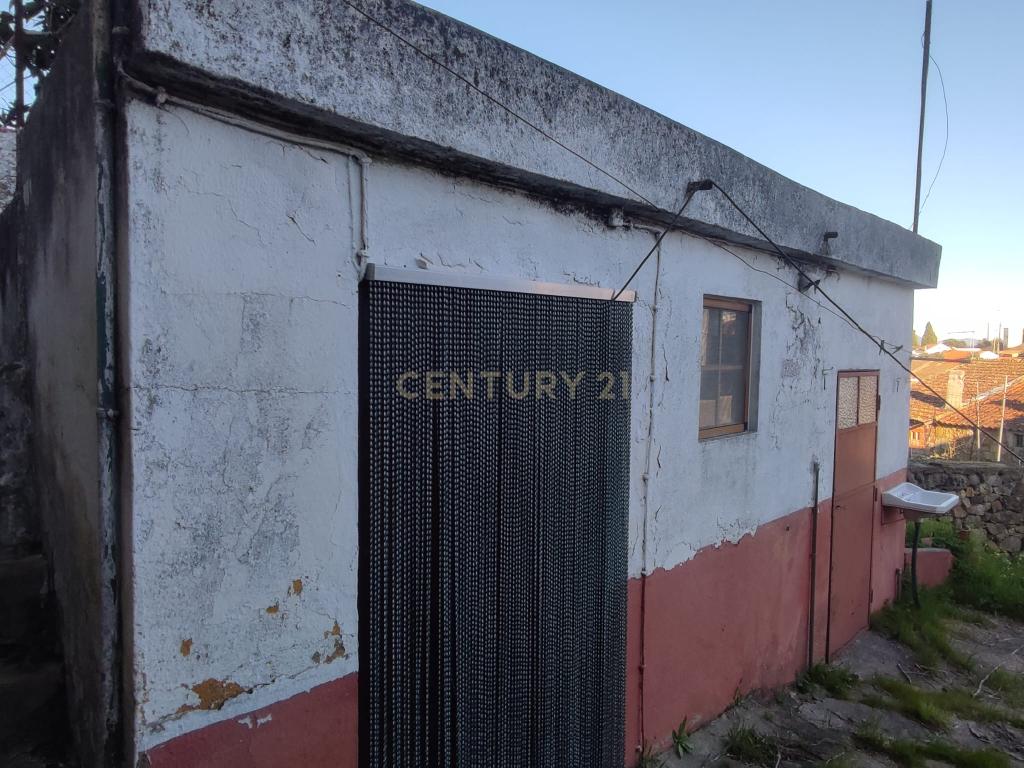 Moradia em Banda, localizada em Proença-a-Velha, Idanha-a-Nova - Image 25