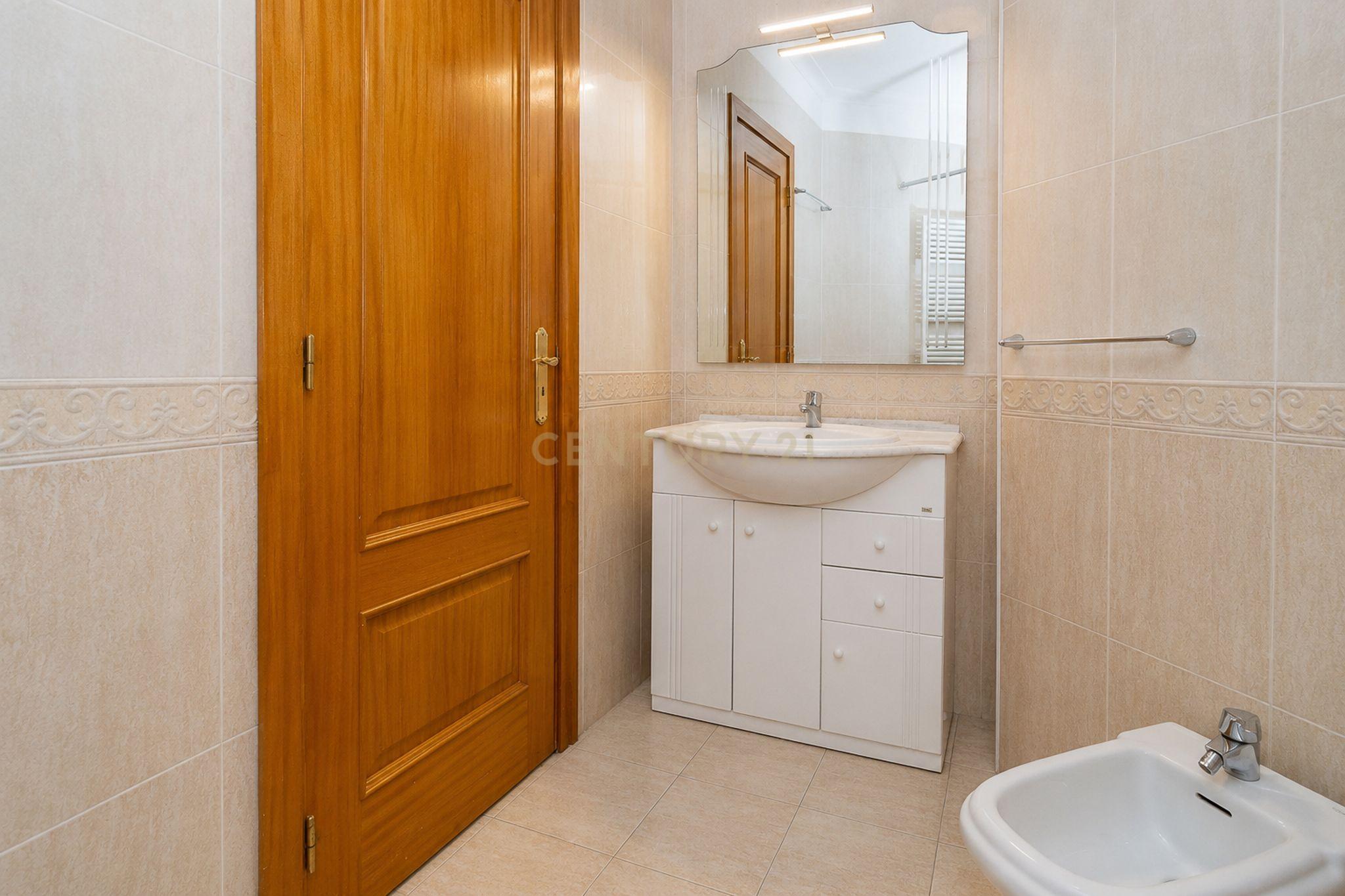 Apartamento T3 à venda em Santo António dos Olivais, Coimbra — foto 14