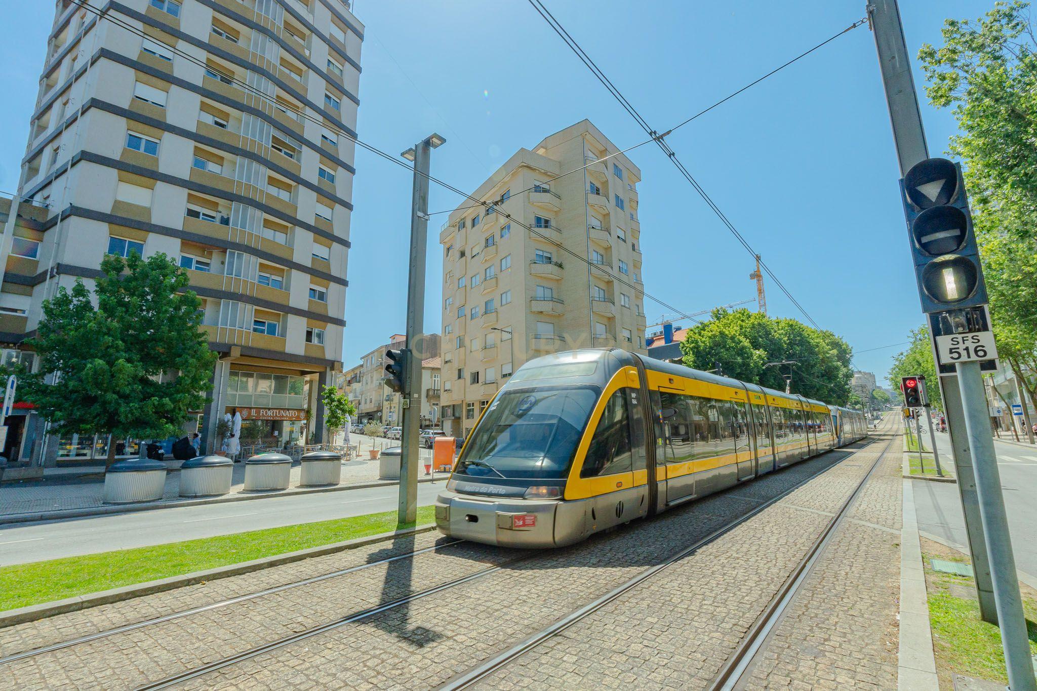 Fotografia 11 de PRÉDIO EM PROPRIEDADE TOTAL Junto ao Jardim do Morro | Vila Nova de Gaia