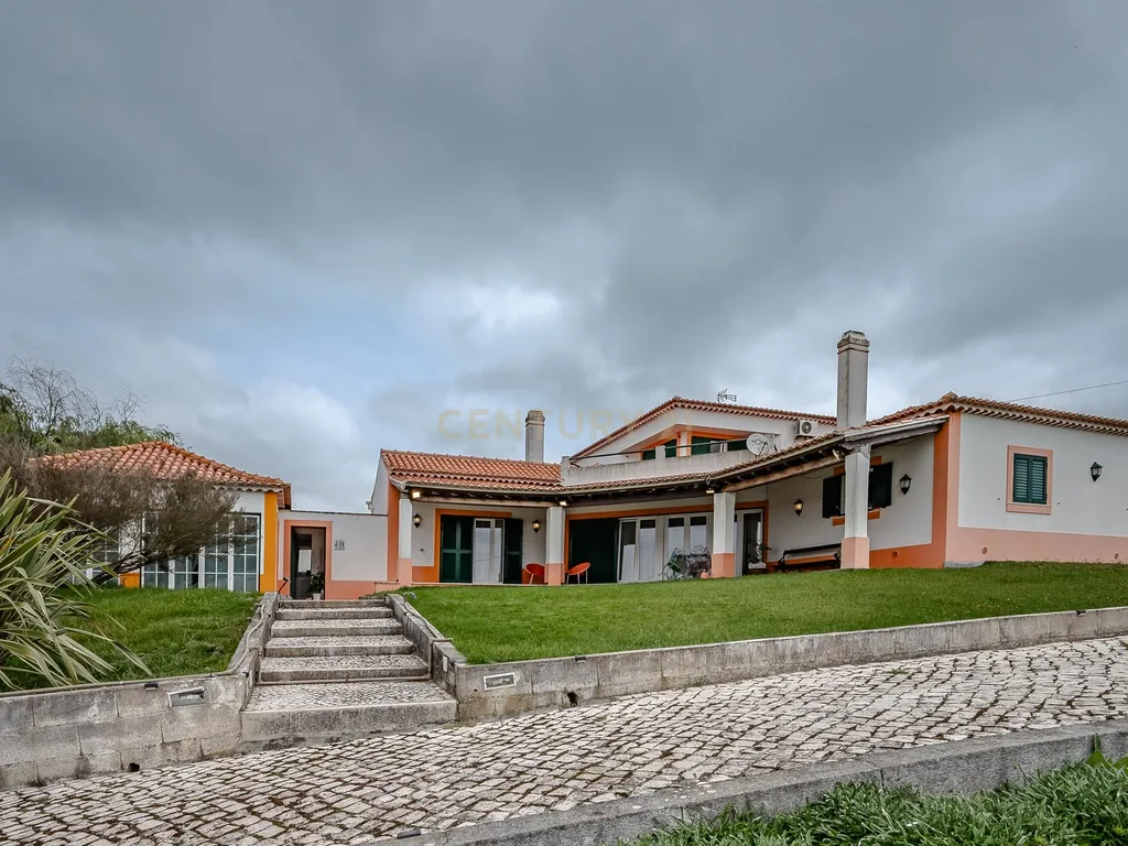 Moradia de sonho com Piscina, 7 Divisões e com Terreno 8461 m2 – Excelente Localização, a 40 minutos de Lisboa ! - Image 52