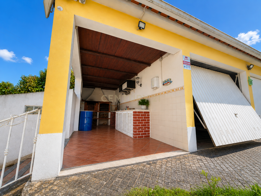 Quinta privada T4 em Vale Moinhos - Santarém - Image 27