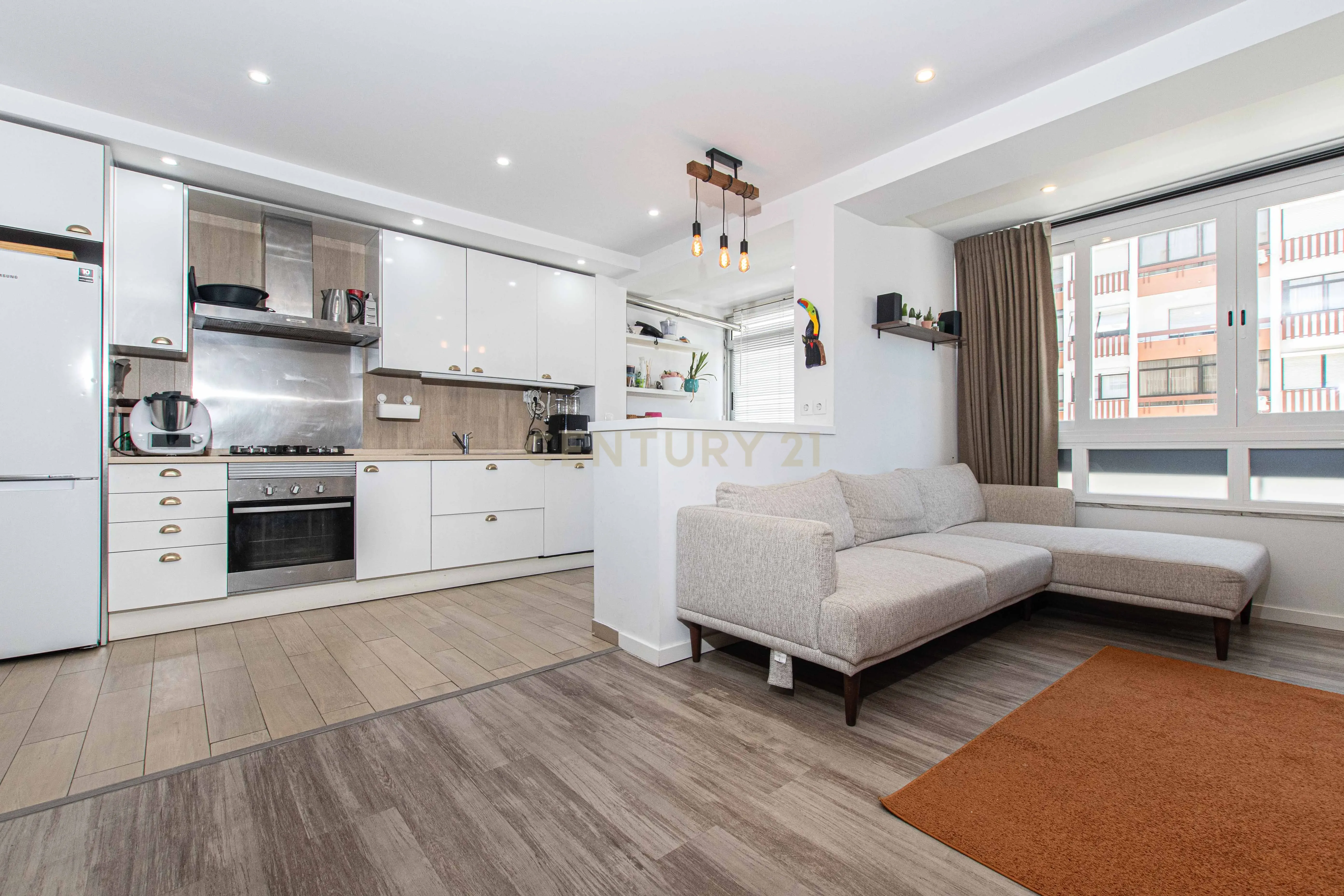 Fotografia 7 de T2 em Alfragide | 102 m² | Arrecadação
