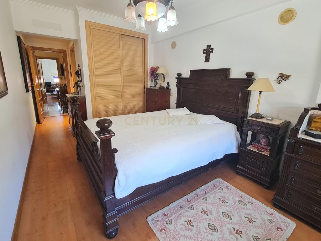 Apartamento T3 na Charneca da Caparica, com Vista e Conforto - Image 17