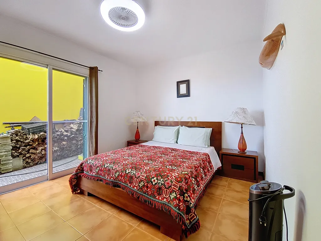 Casa Renovada em Nordeste, Ilha de São Miguel - Image 9