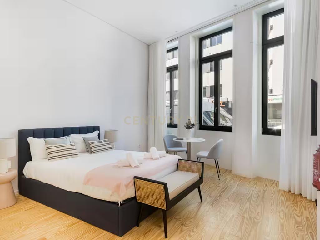 Apartamento T0 , com Licença AL, na Rua de Camões – Porto - Image 8