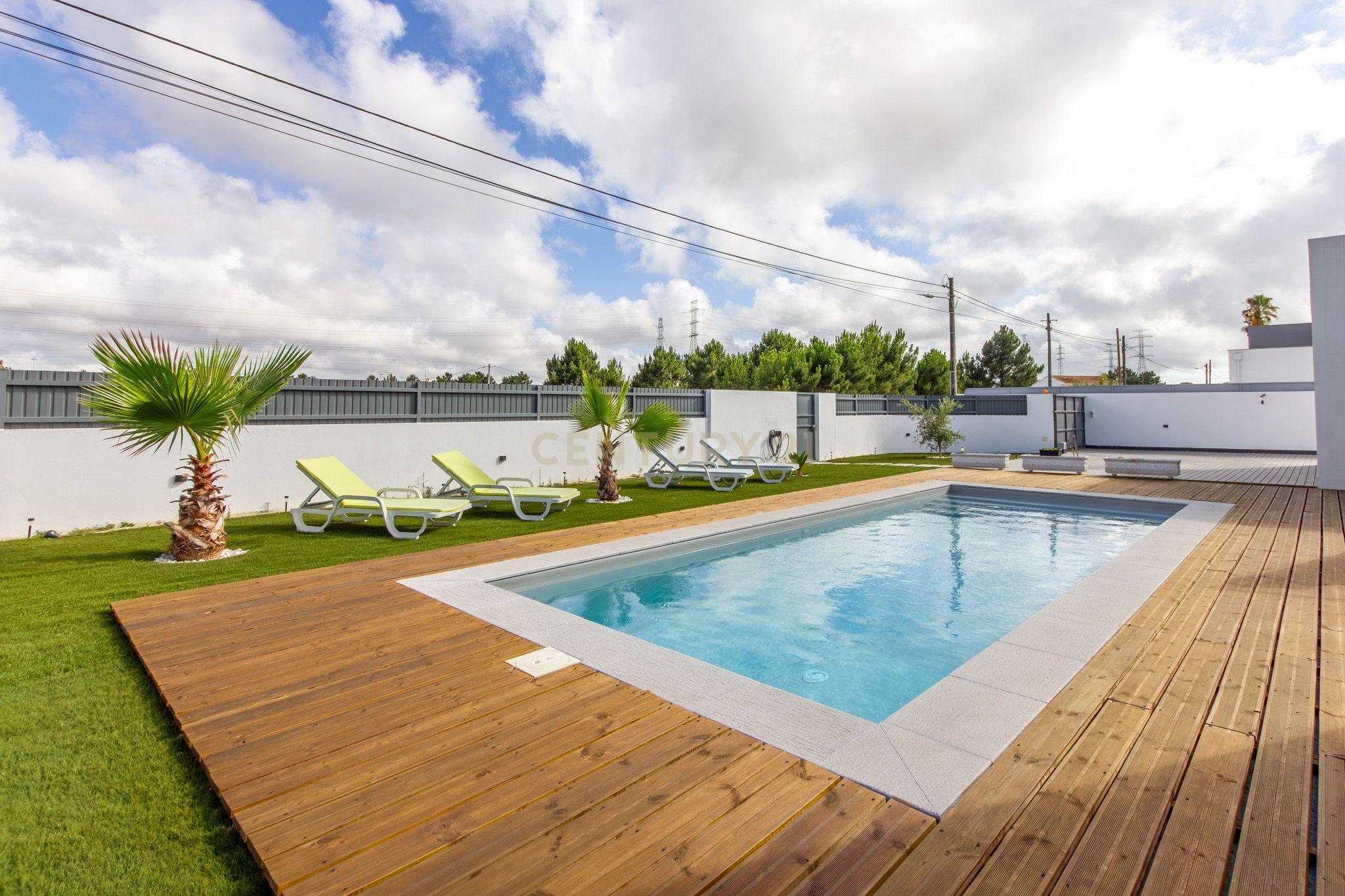 Fotografia 3 de Moradia Terrea de Luxo com Piscina  - Qtª Marquesa - Palmela