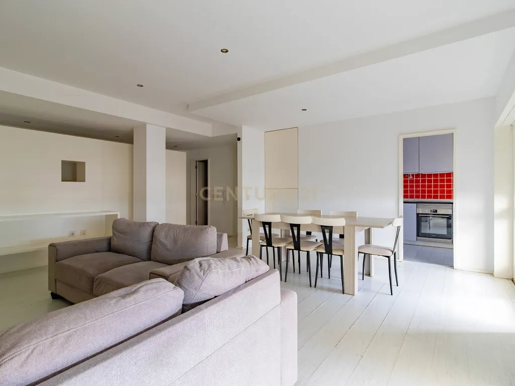 Apartamento T3 na Rua Doutor António José de Almeida 28, Coimbra, Portugal - Image 17