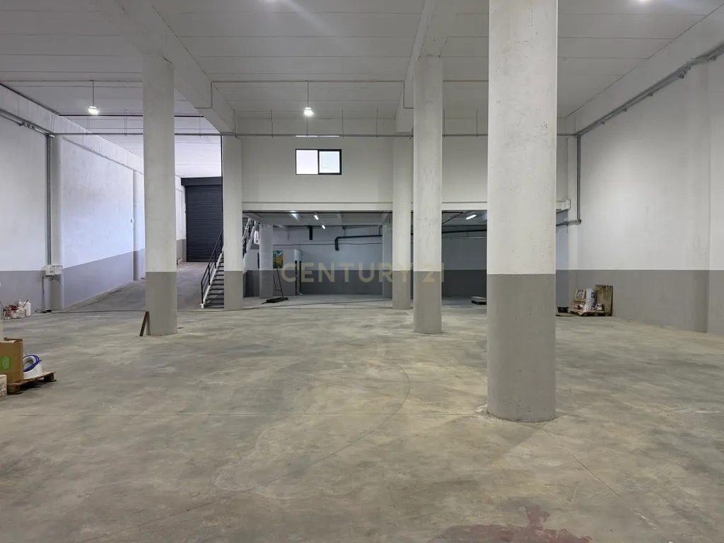 ARMAZÉM INDUSTRIAL | SANTO TIRSO | INVESTIMENTO / LOGÍSTICA / COMÉRCIO E INDÚSTRIA - Image 5