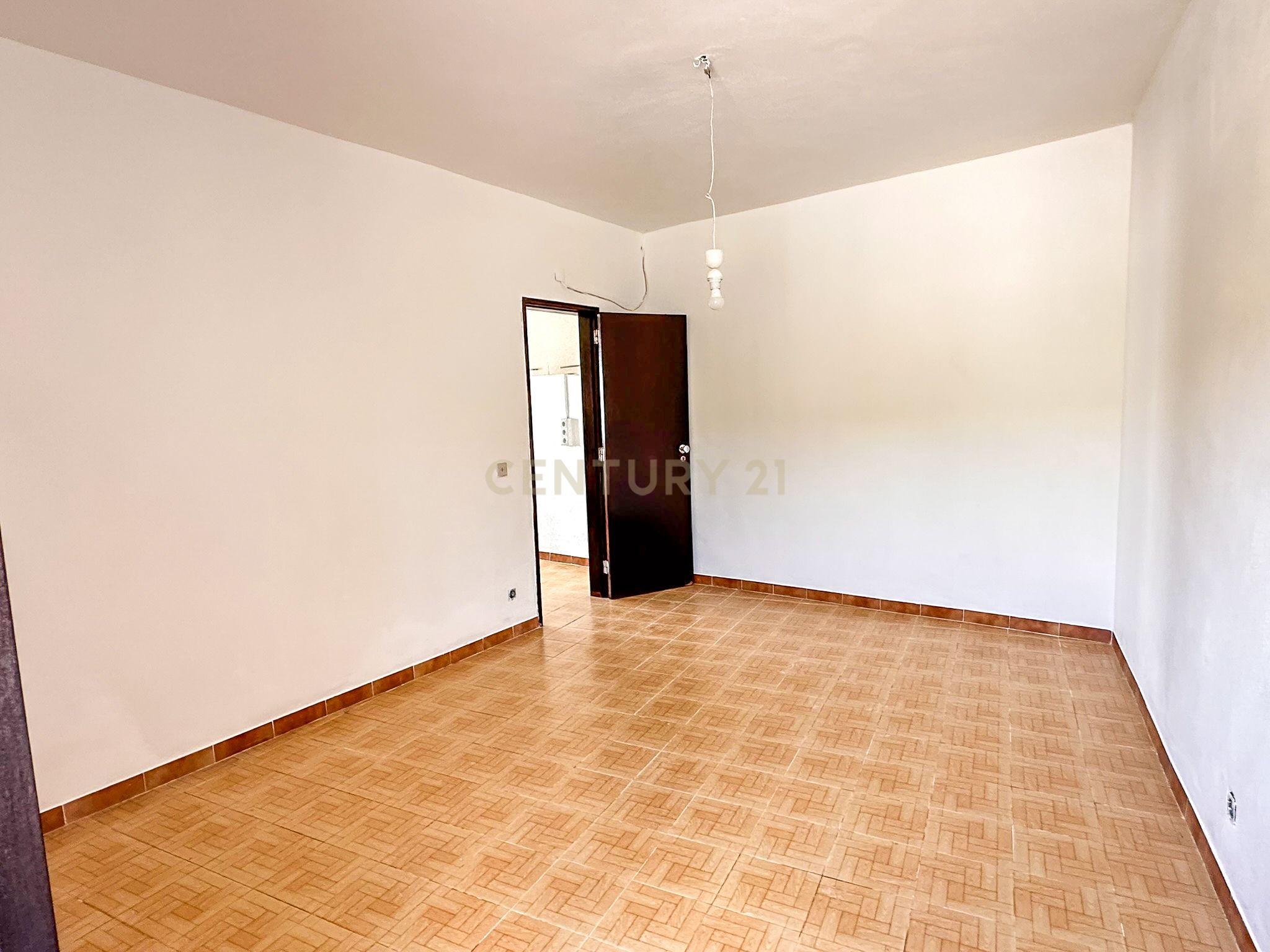 Fotografia 7 de Moradias (T0+T2) | Projeto Aprovado | Excelente Investimento