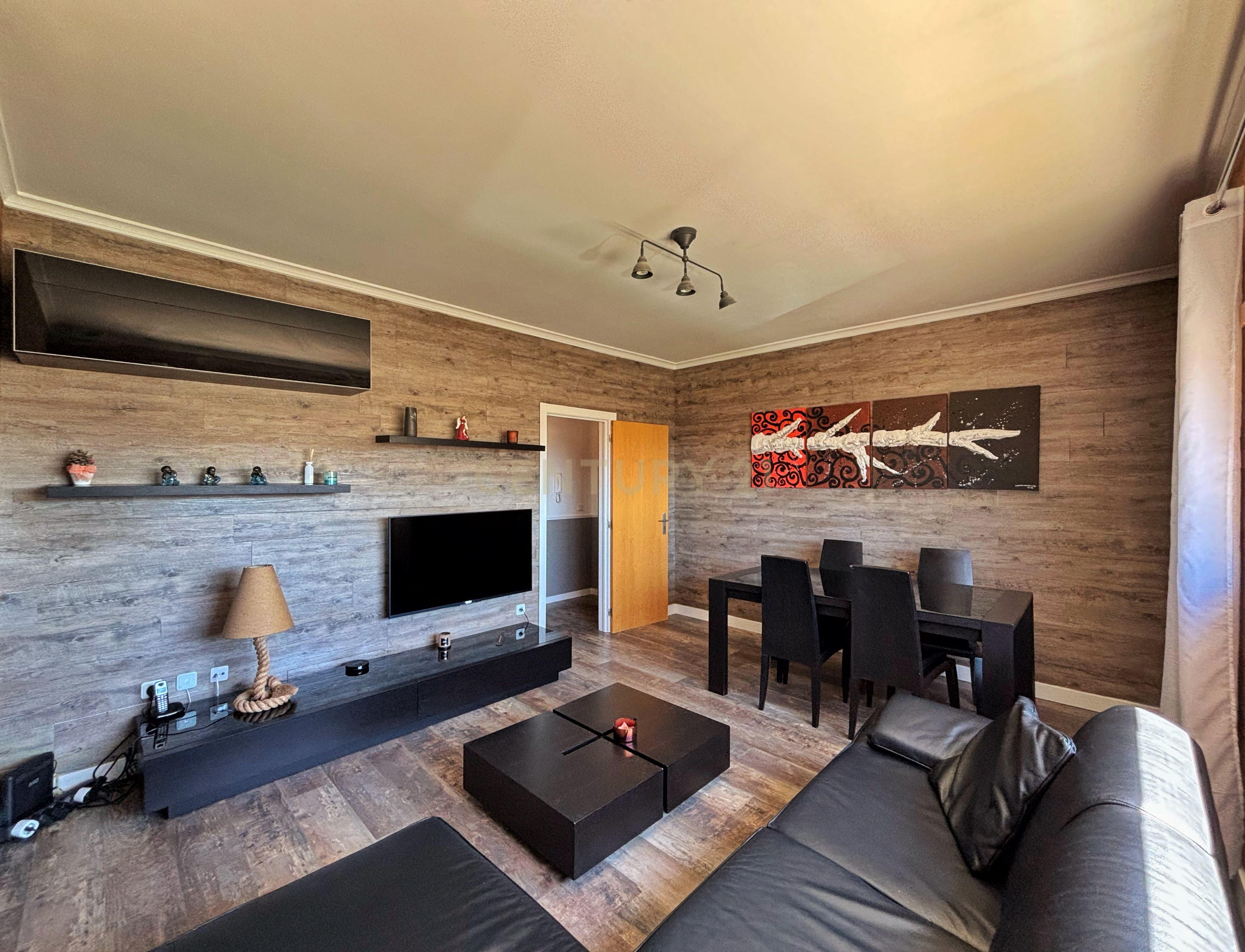 Oportunidade - Apartamento T3 em Portimão - Image 1