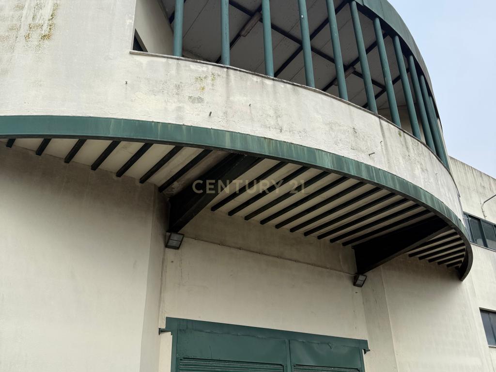 Armazém de 1.000 m² | 2 Pisos | Elevado Potencial de Rentabilidade - Image 16