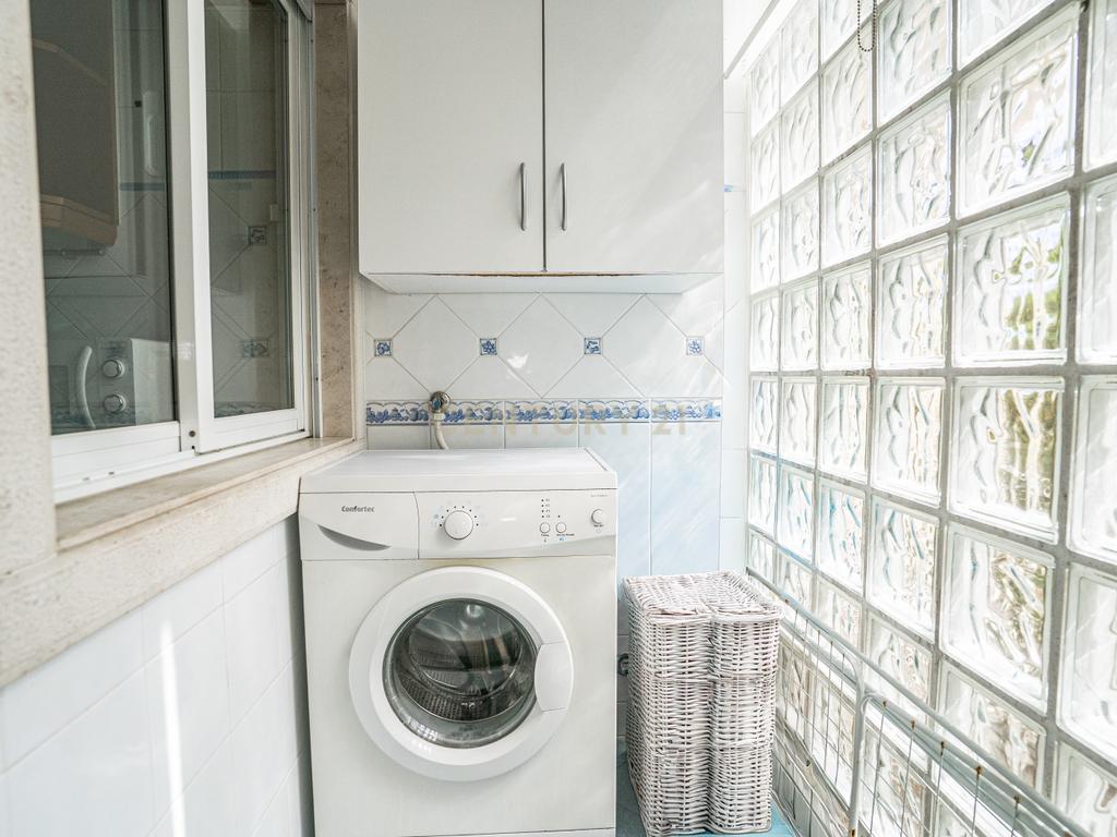 Apartamento T3+1 Duplex| 2 minutos do Centro de Caldas da Rainha - Image 29