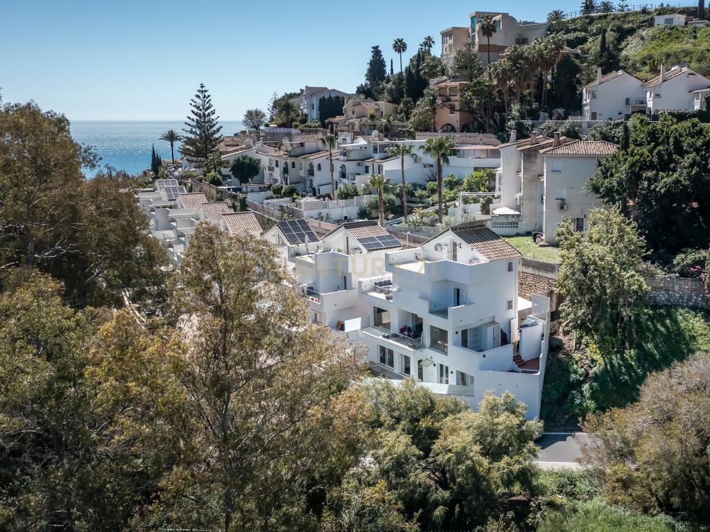 Moradia de Luxo a 500 Metros da Praia - Image 48