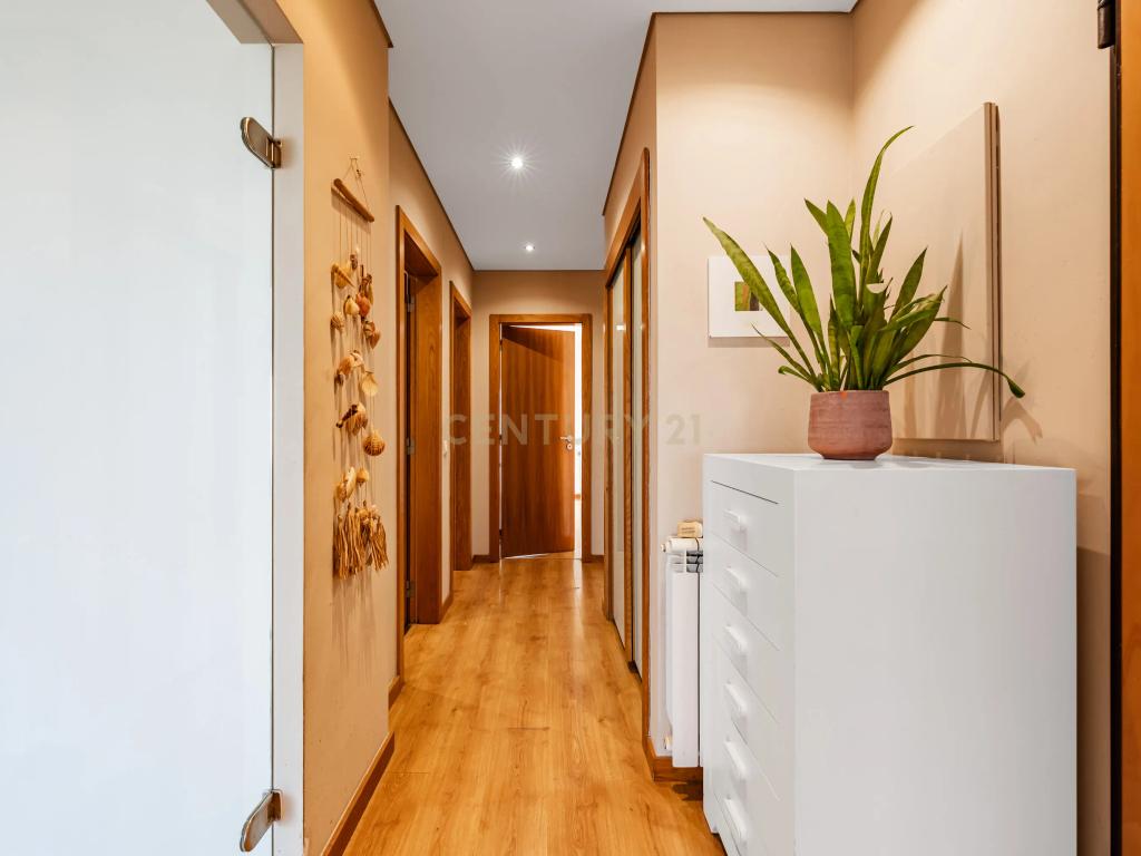 T3 Exclusivo com 161 m², Vista Mar e Potencial para Duplex | Quinta de Santa Teresa - Image 19