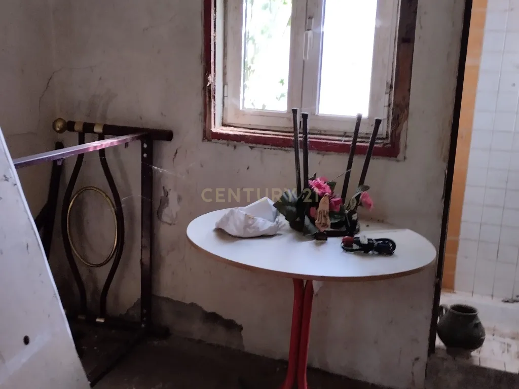 Casa para Recuperar em Ramalhais, Pombal - Image 8