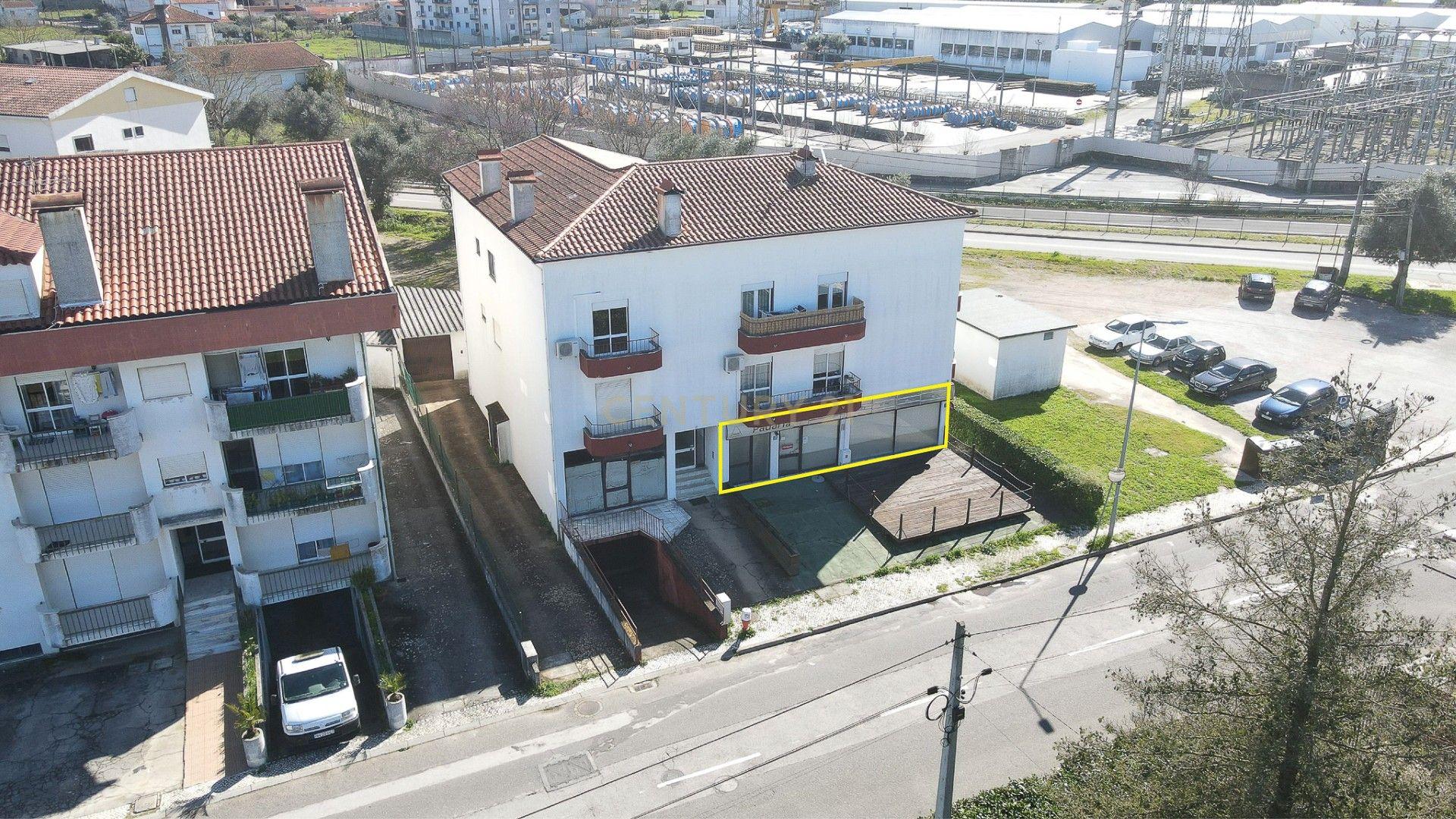 Pastelaria no Centro da Lousã — Negócio Pronto a Continuar