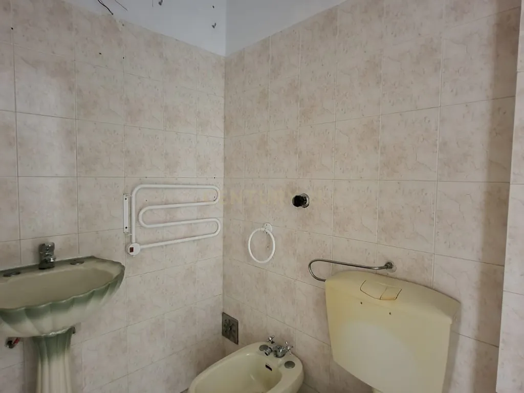 Apartamento T1 em Paço de Arcos - junto à praia e Escola Superior Náutica Infante D. Henrique - Image 27