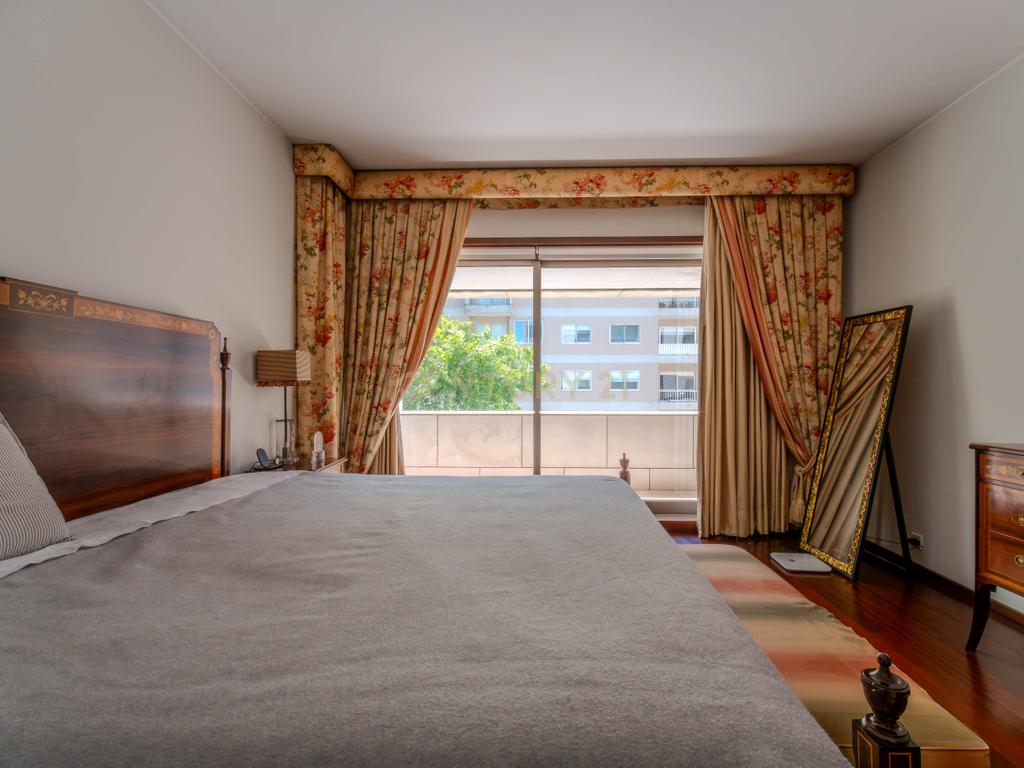 Apartamento T5 na zona do Aviz - Porto - Image 14