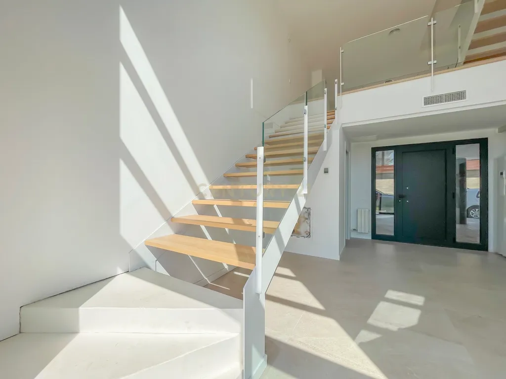 🏡 Uma nova vida em Hostalric: design, conforto e sustentabilidade - Image 3