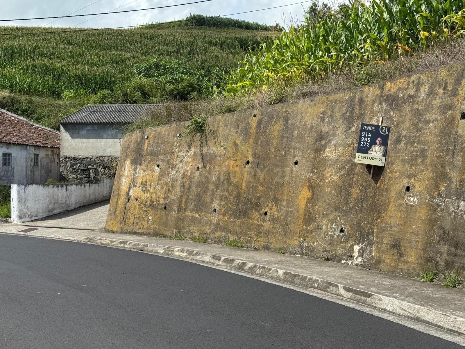 Fotografia 6 de Terreno com Vista Mar em Ponta Garça, Vila Franca do Campo